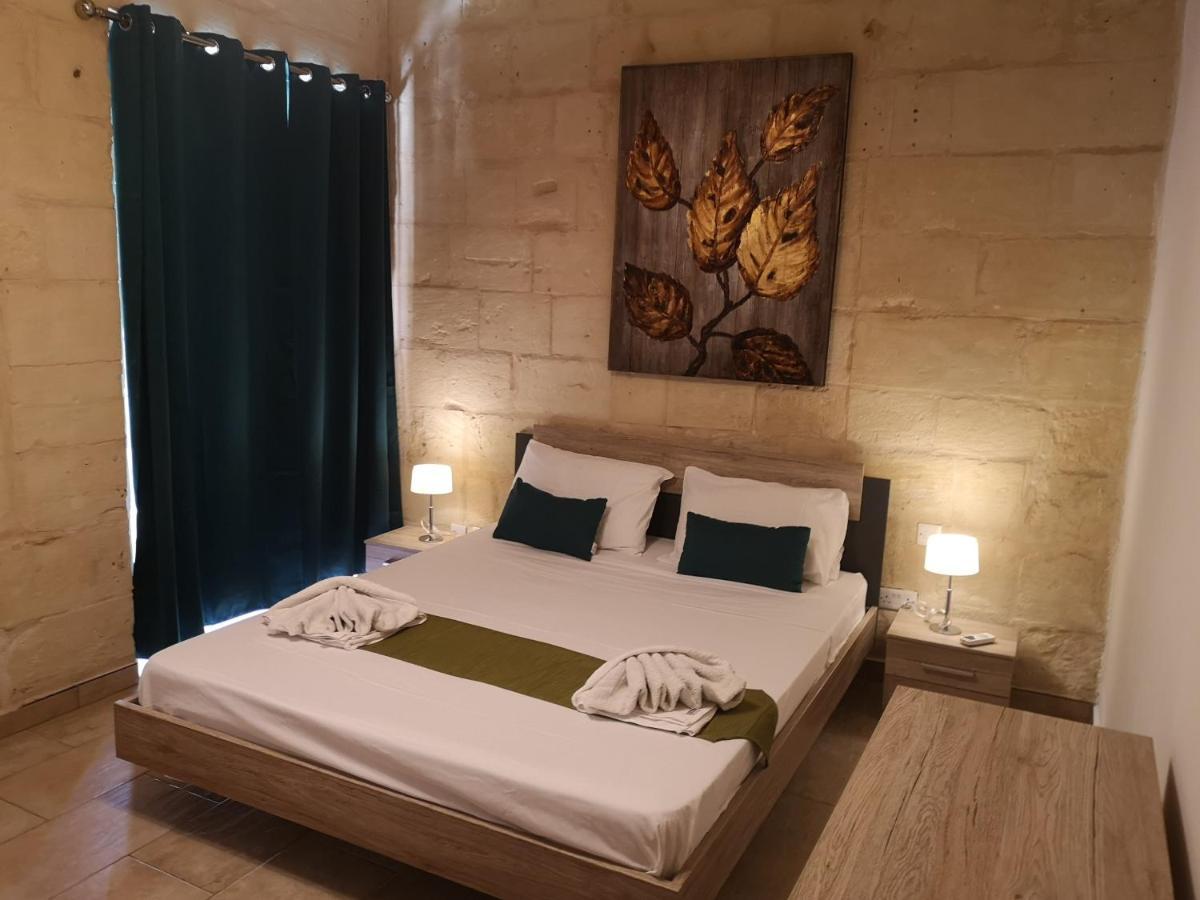 Вилла Two Gate Town House Сенглея Экстерьер фото