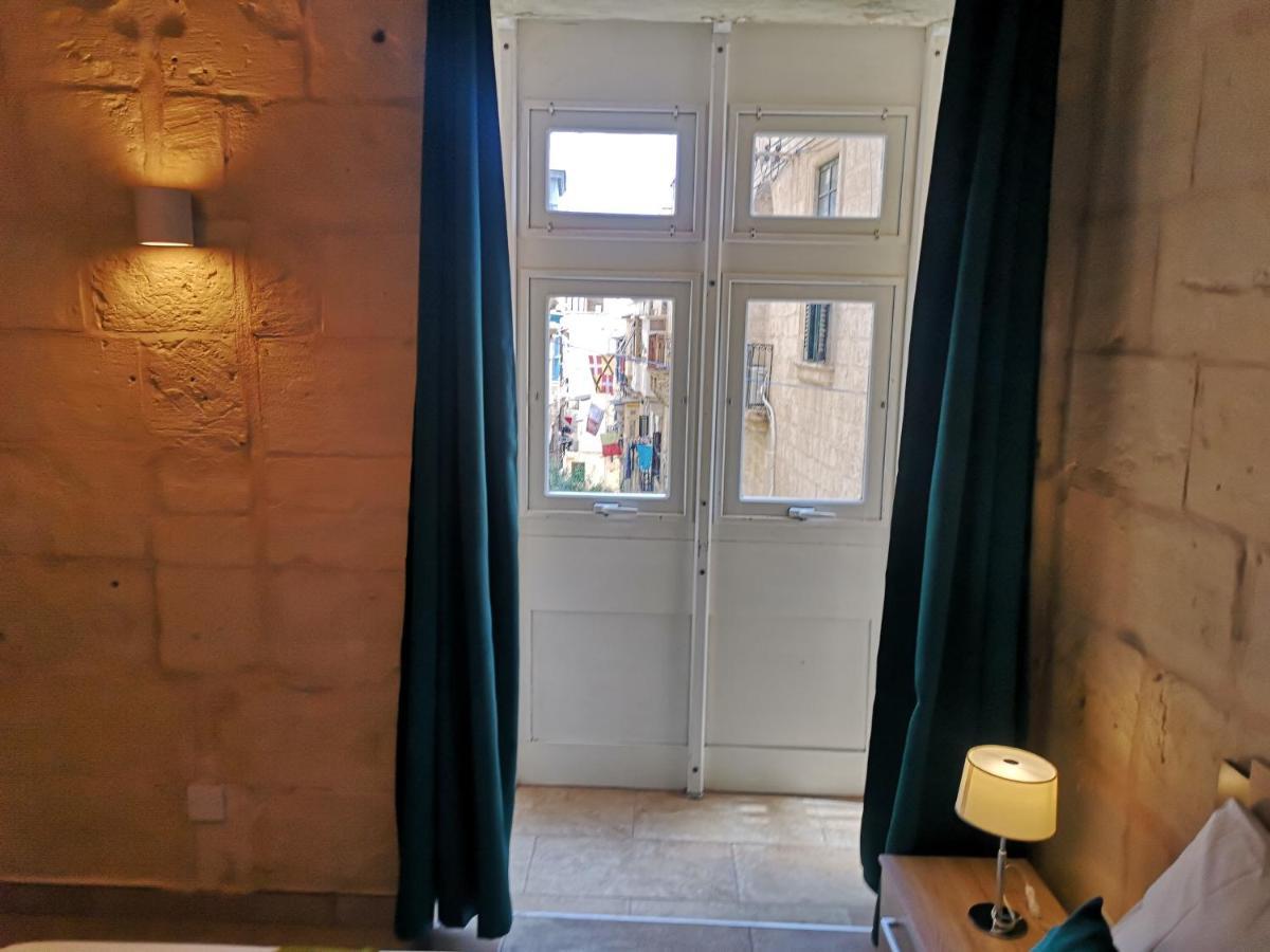 Вилла Two Gate Town House Сенглея Экстерьер фото