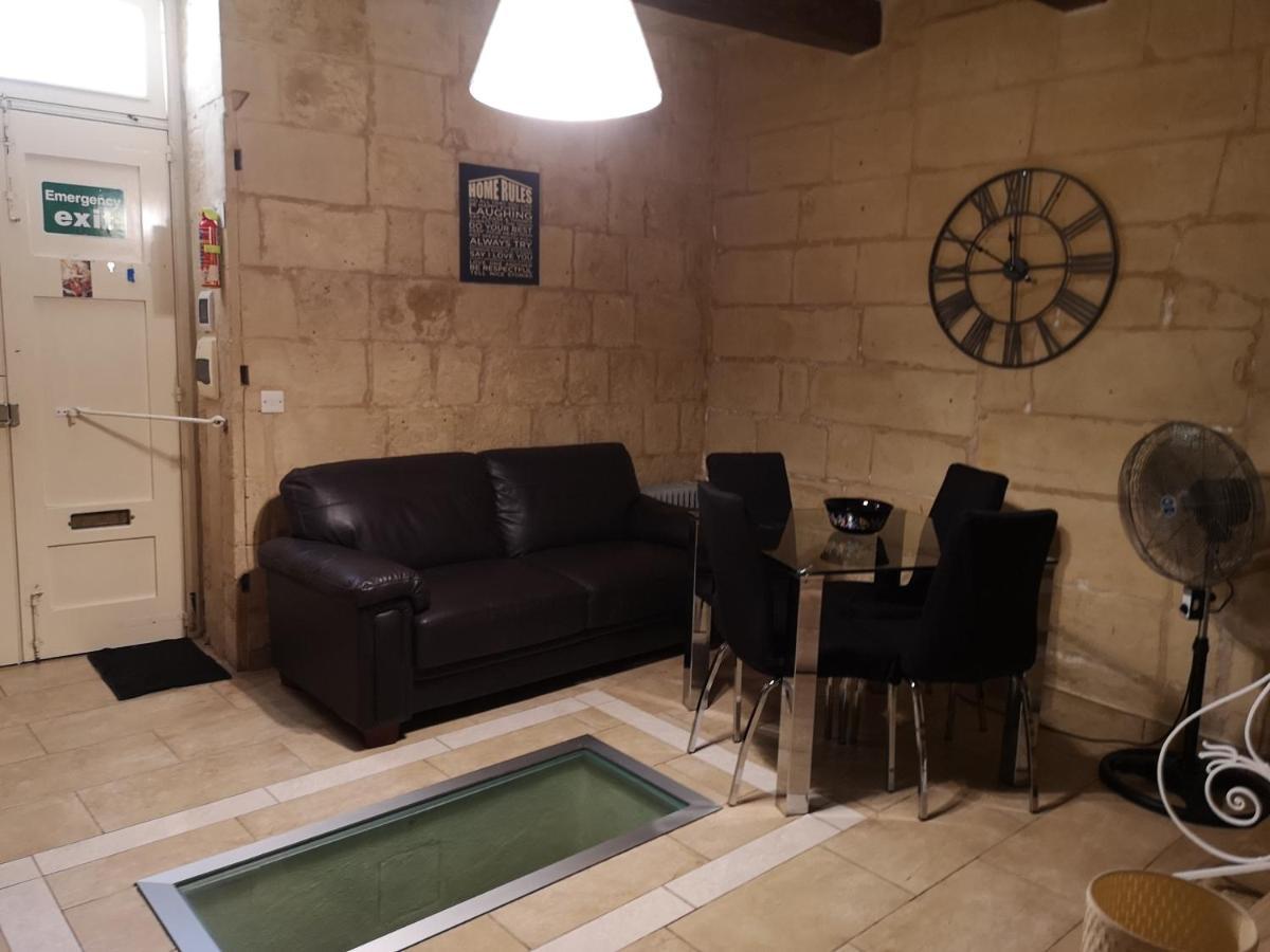 Вилла Two Gate Town House Сенглея Экстерьер фото