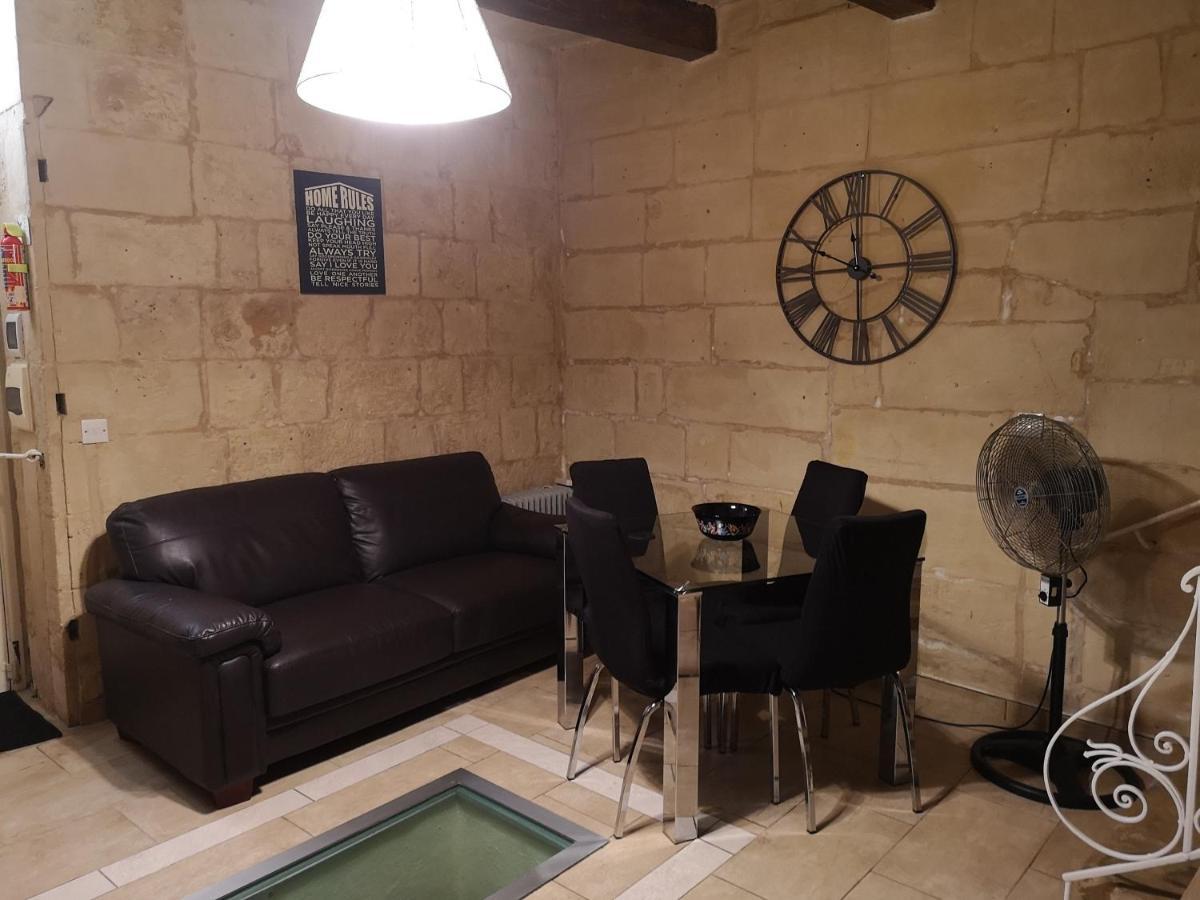 Вилла Two Gate Town House Сенглея Экстерьер фото