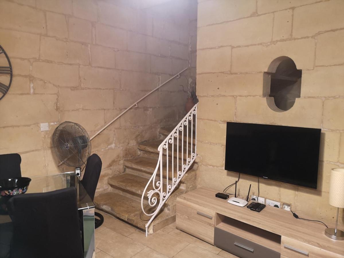 Вилла Two Gate Town House Сенглея Экстерьер фото